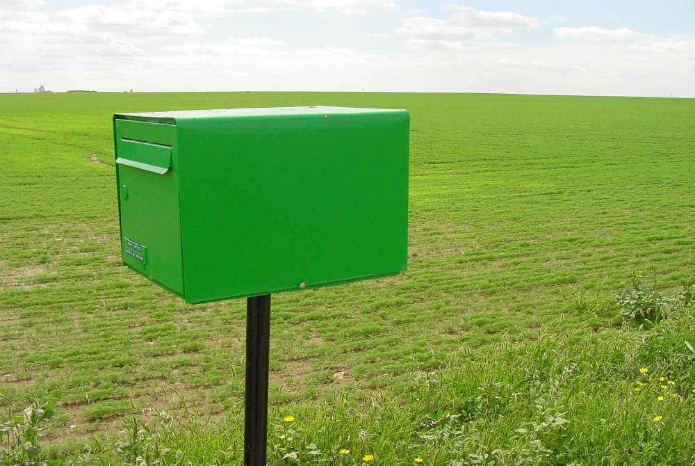 découvrez comment choisir une boîte aux lettres originale qui allie style et fonctionnalité pour embellir l'entrée de votre maison.