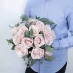 Offrir des fleurs à un homme : idées et conseils pour bien choisir