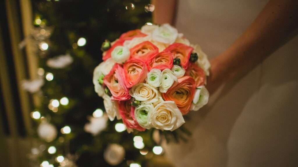découvrez notre sélection élégante de bouquets pour mariage civil, alliant simplicité et charme pour sublimer votre cérémonie.