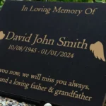 Plaque funéraire cœur : guide pour choisir un hommage personnalisé